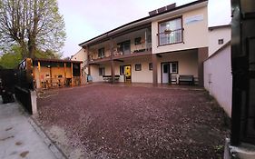 Casa Maria Saturn